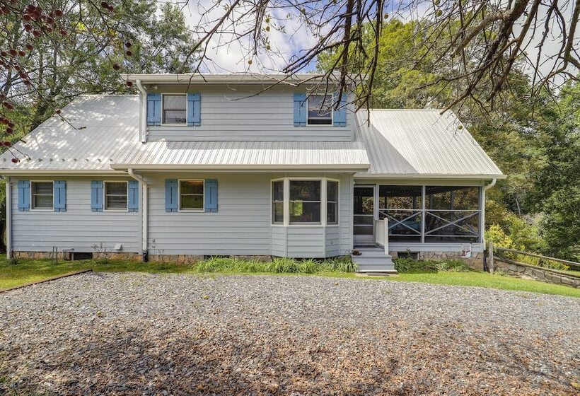 West Jefferson Riverfront Retreat W/ 2 Porches!