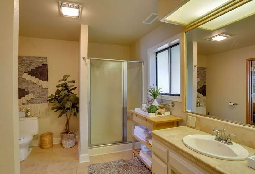 Westwood Lakefront Cabin W/ Hot Tub & Boat Dock!