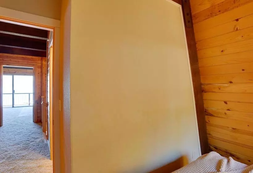 Westwood Lakefront Cabin W/ Hot Tub & Boat Dock!