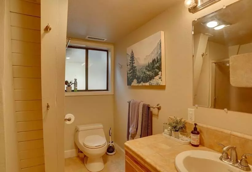 Westwood Lakefront Cabin W/ Hot Tub & Boat Dock!