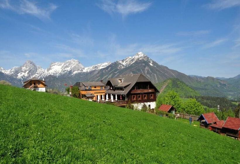 Hotel Almresort Baumschlagerberg