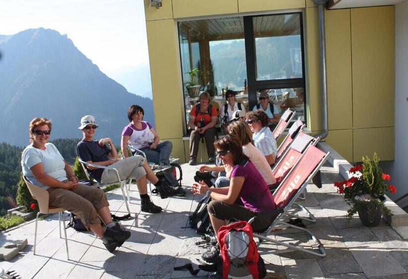 Отель Berggasthaus Wasenalp