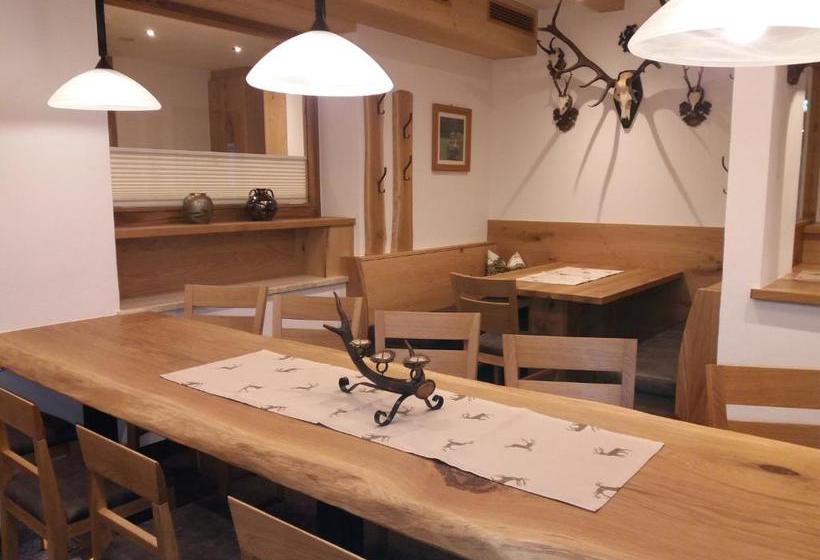 ホテル Berghaus Koglmoos