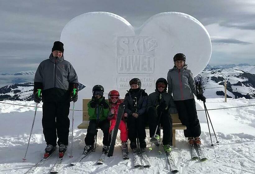 Отель Bichlerhof