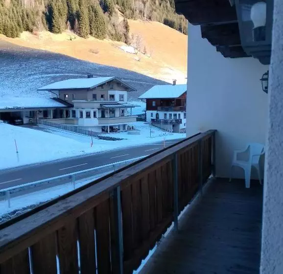 Hotelli Gasthof Hochspitz