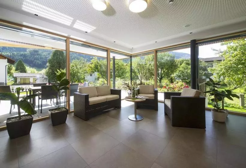 ホテル Guggenberger Pension