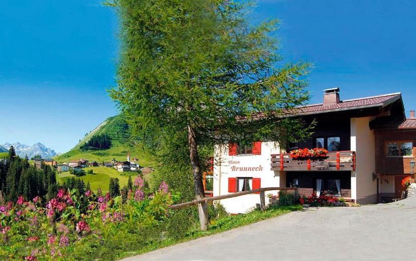 هتل Haus Brunneck