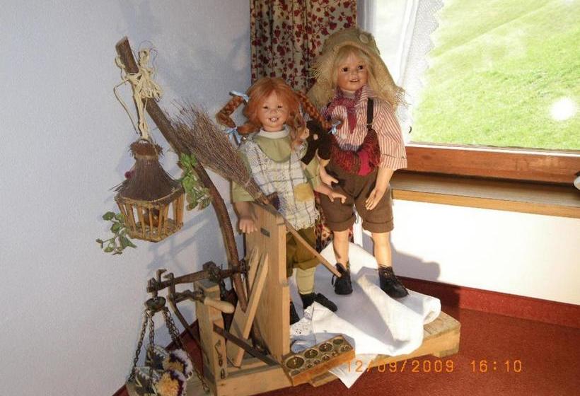 هتل Haus Brunneck