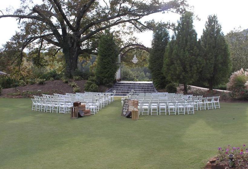 Otel Kingwood Resort & Winery