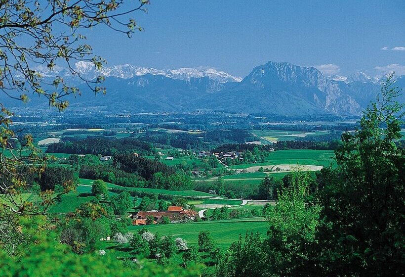 Отель Kurhaus Dr. Petershofer