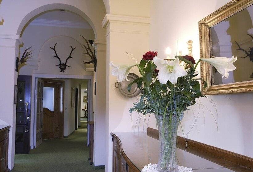 Отель Kurhaus Dr. Petershofer