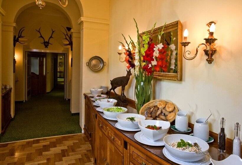 Отель Kurhaus Dr. Petershofer