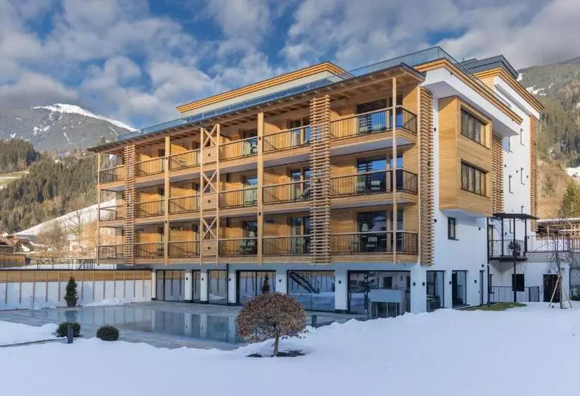 Hotelli Natur Resort Rissbacher