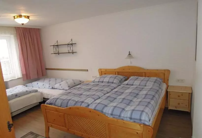 هتل Salvesenheim