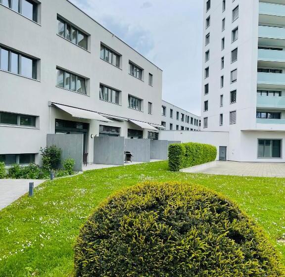 ホテル Swiss Bellevue