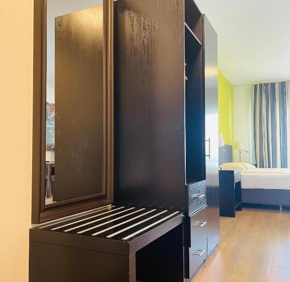 ホテル Swiss Bellevue