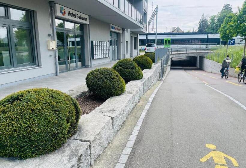 ホテル Swiss Bellevue