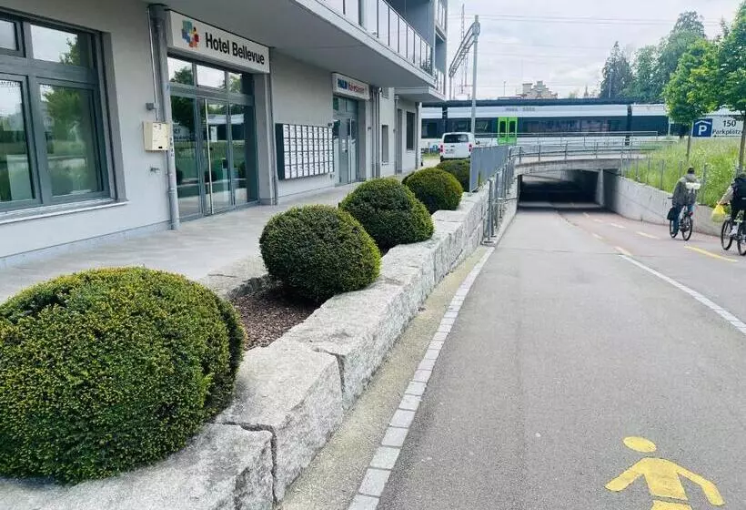 ホテル Swiss Bellevue