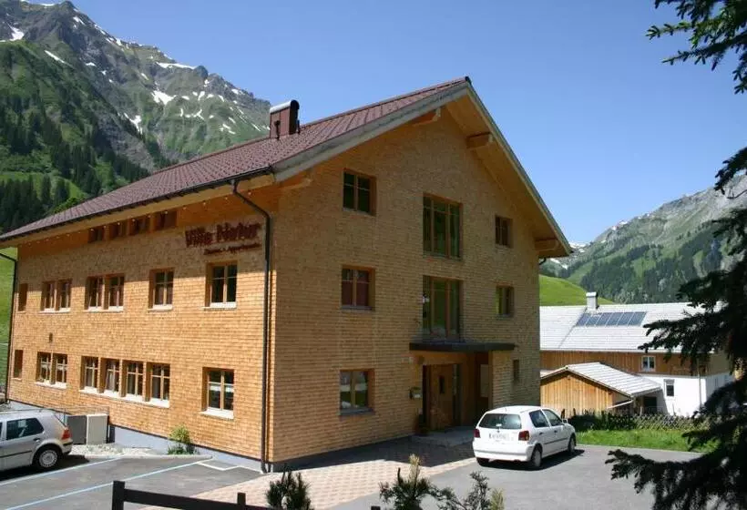 Hotelli Villa Natur