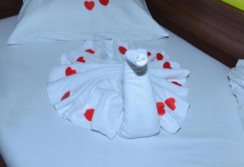 Primus Hotel & Apartments