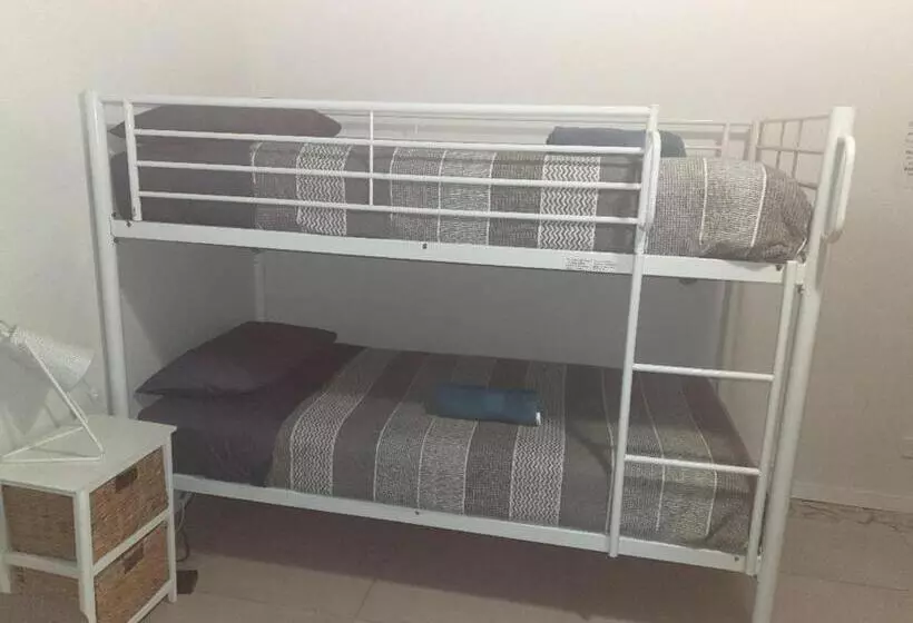 Family Style Hostel For 18 36yrs
