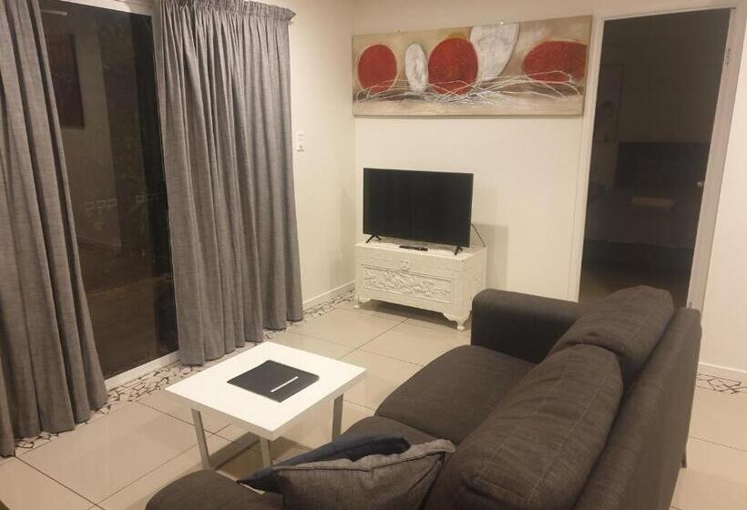 Family Style Hostel For 18 36yrs