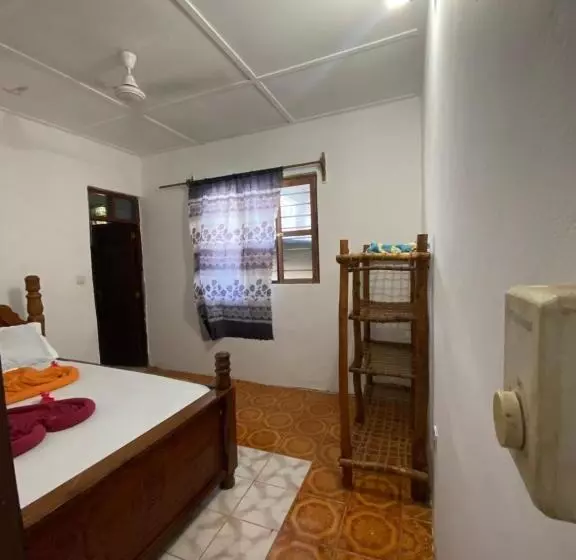هاستل Joy Beach Backpacker