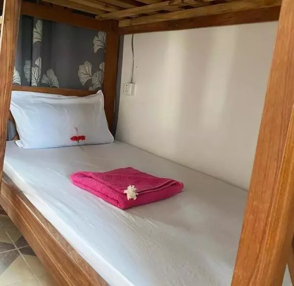 هاستل Joy Beach Backpacker