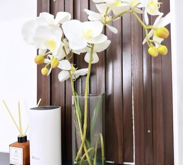 Emerin Suites @ Aeon Towers