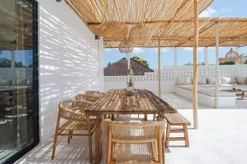 Hotelli Avanoa Villa