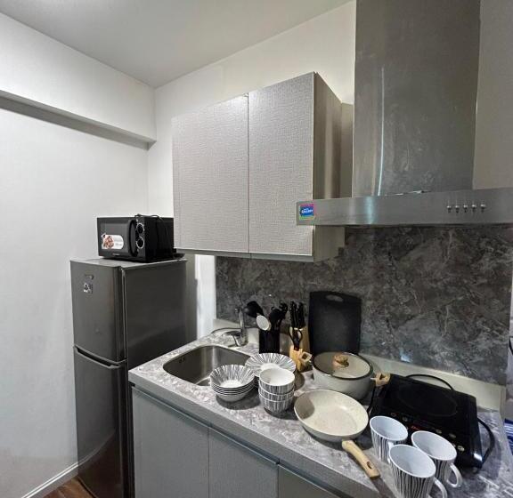 Hotel Azure Staycation Ph