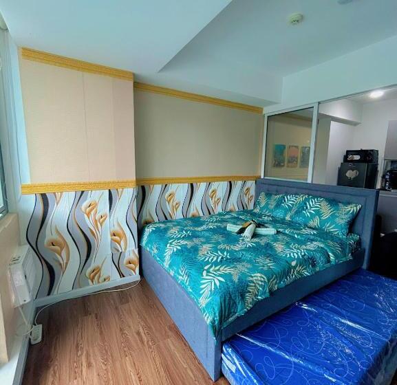 Hotel Azure Staycation Ph