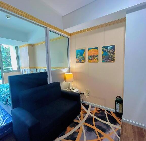 Hotel Azure Staycation Ph