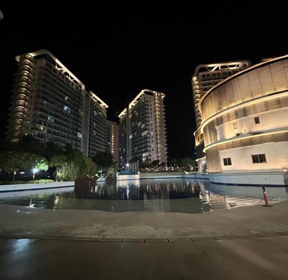 Hotel Azure Staycation Ph