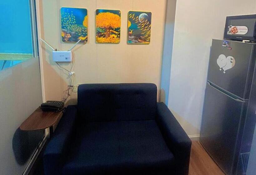 Hotel Azure Staycation Ph