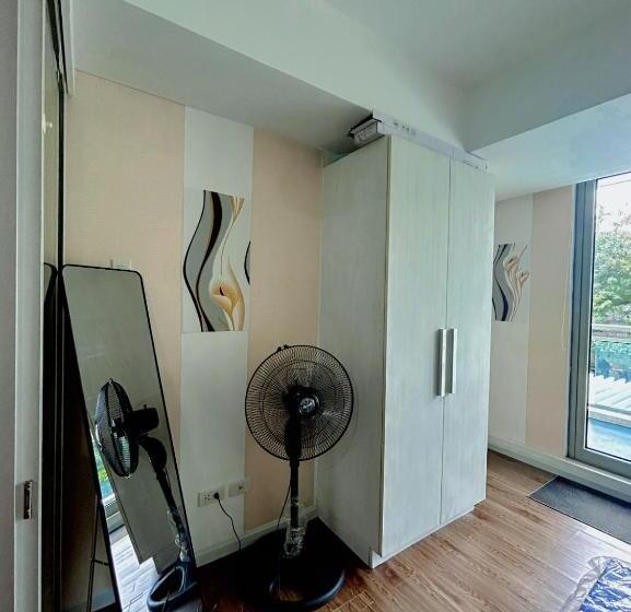 Hotel Azure Staycation Ph