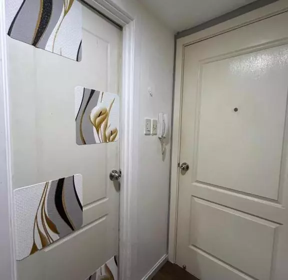 ホテル Azure Staycation Ph