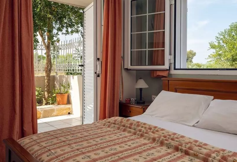 هتل Villa Maria