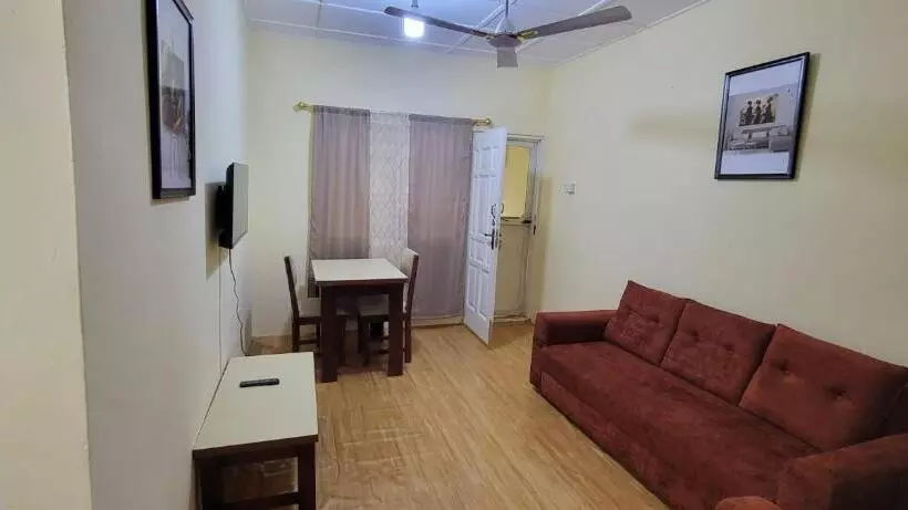 Lord S Hands Guest House Hotel