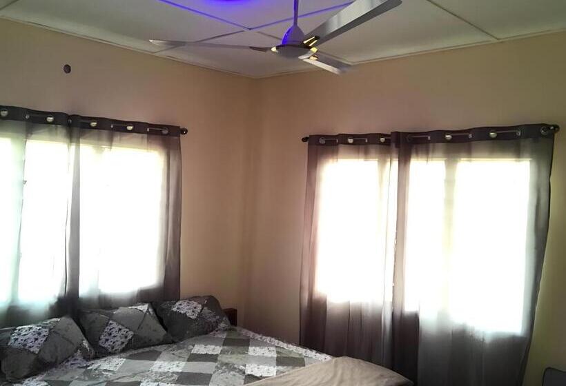 Lord S Hands Guest House Hotel