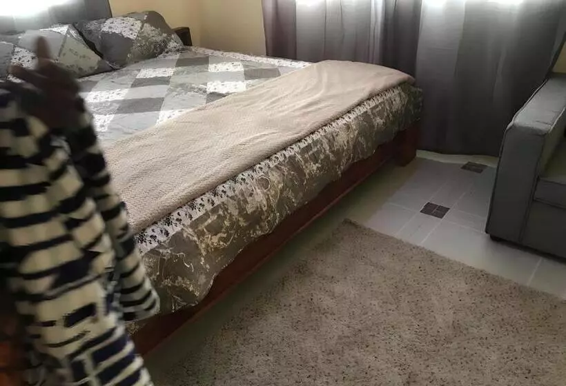 Lord S Hands Guest House Hotel