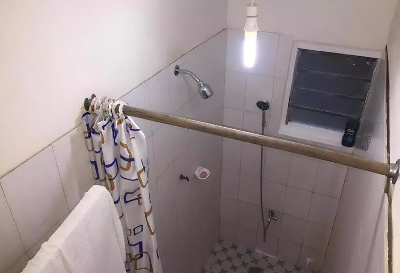 Lord S Hands Guest House Hotel