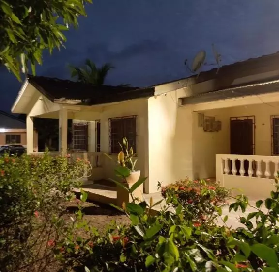 Lord S Hands Guest House Hotel
