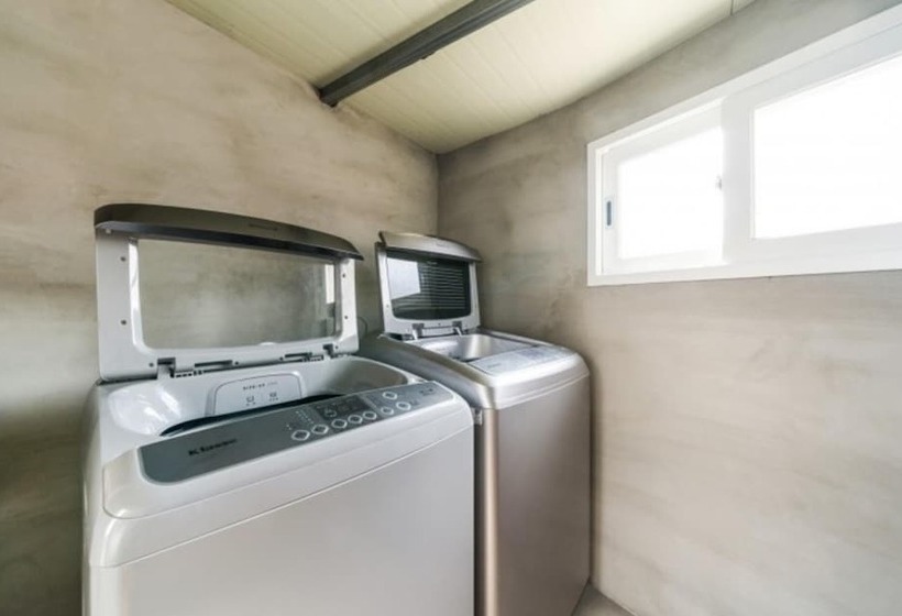 Seogwipo Jungmun Bolia Pension