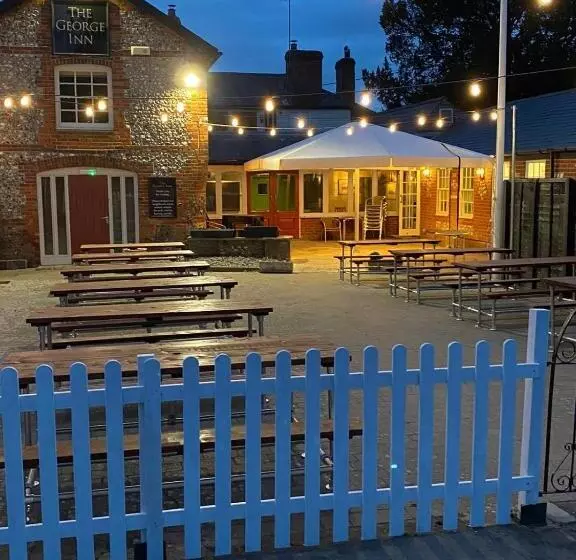 Retkeilymaja The George Inn St Mary Bourne