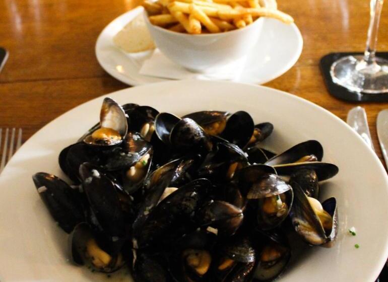 فندق صغير The George Inn St Mary Bourne