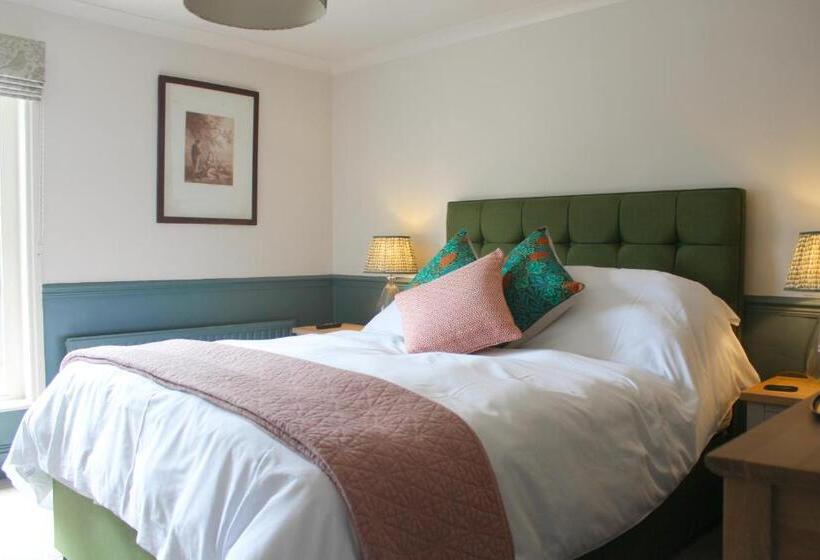 فندق صغير The George Inn St Mary Bourne