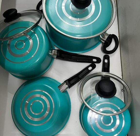 ホテル Azure Staycation Beach View 2br