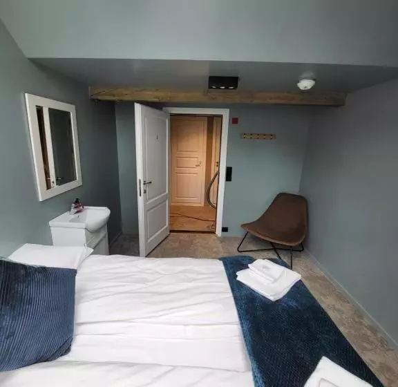 Hotelli Brygga Restaurant And Rooms