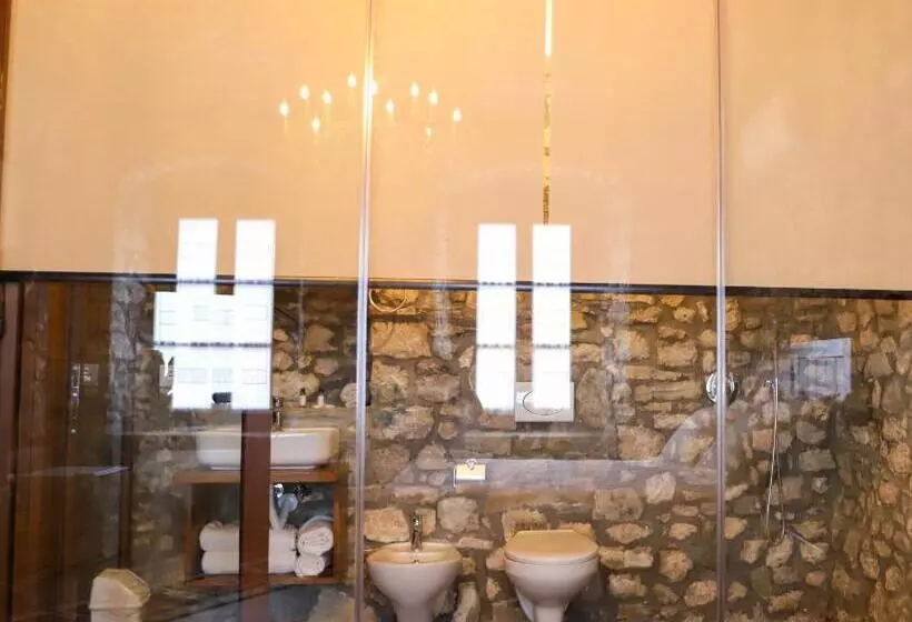 هتل Koroni Boutique